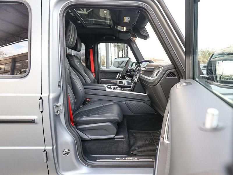Gebraucht Mercedes G63 AMG AMG 585 PS (430 kW) 2024 Grau / manufaktur platin magno SUV