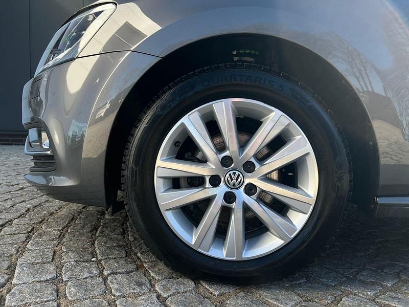 Gebraucht VW Polo Comfortline 90 PS (66 kW) 2016 Grau Kleinwagen