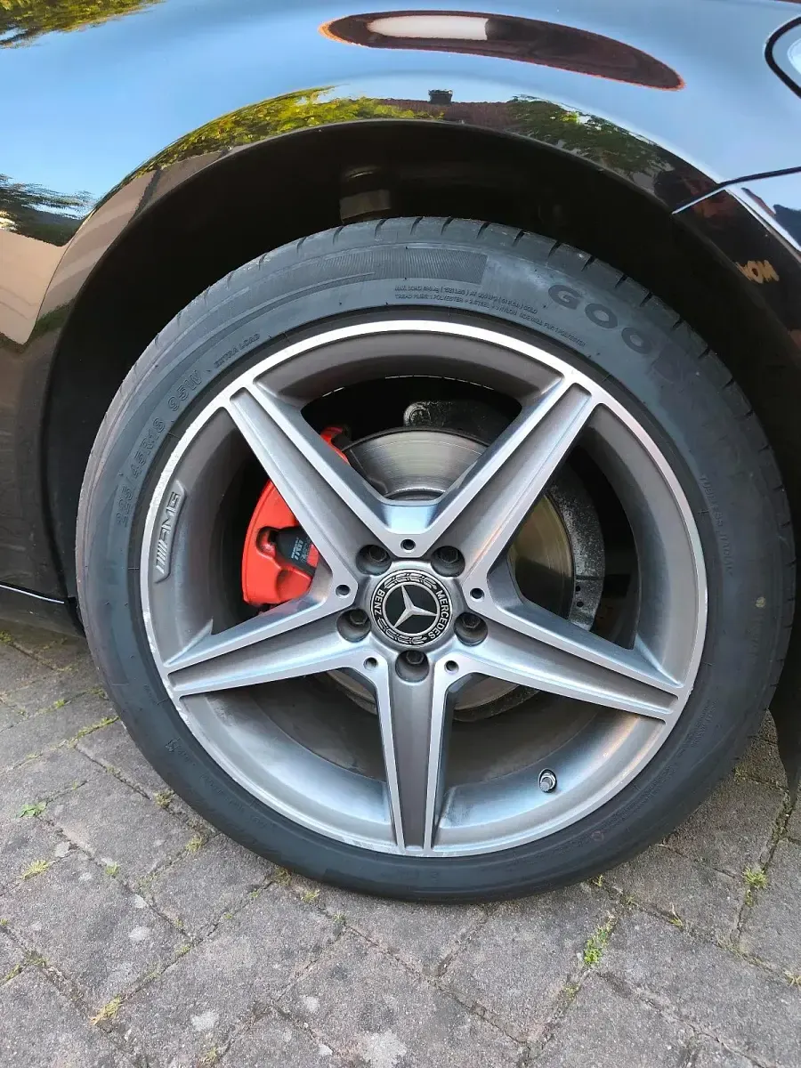 Gebraucht Mercedes C220 170 PS (125 kW) 2018 Schwarz Kombi