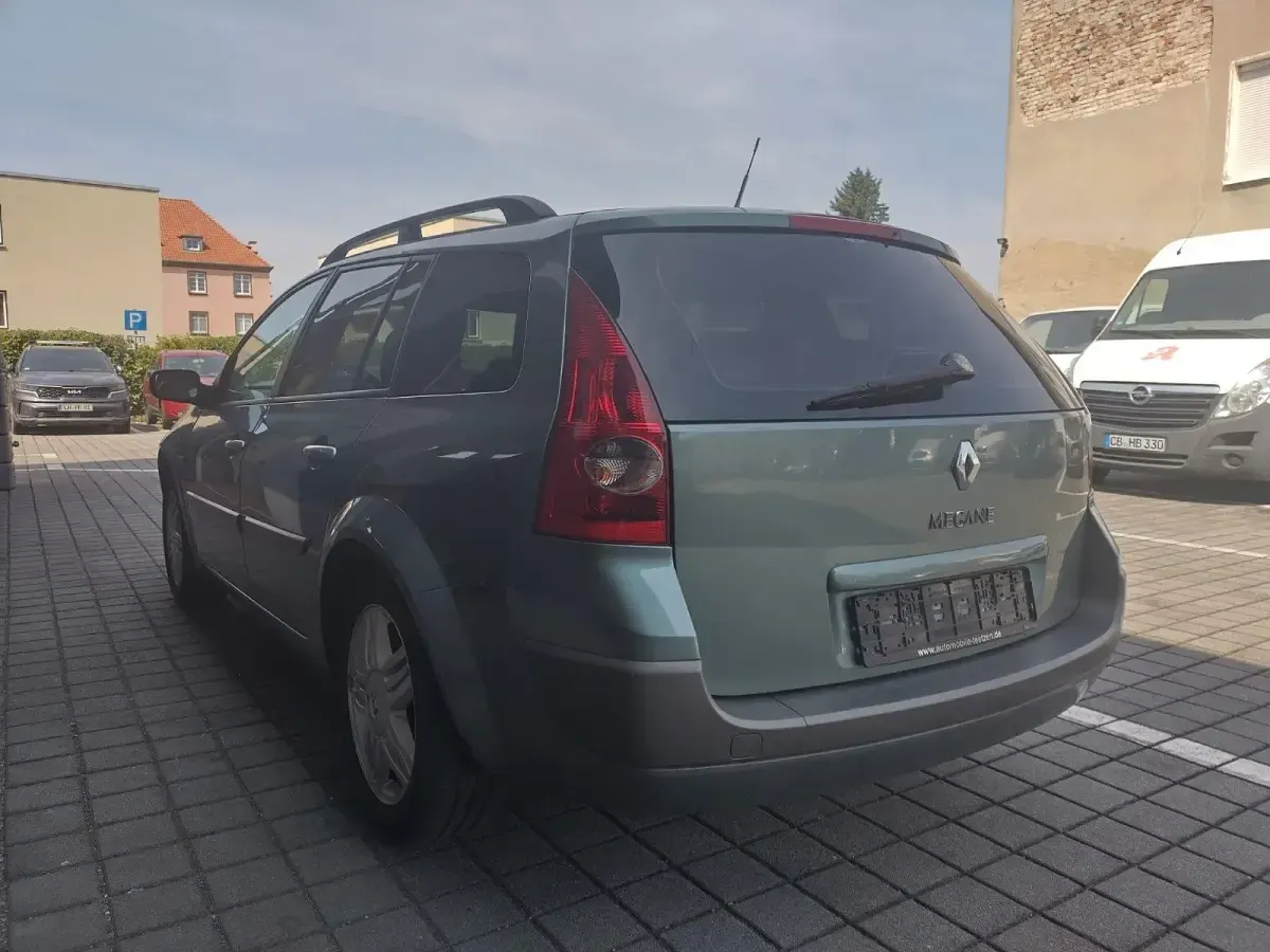 Gebraucht Renault Mégane GrandTour 113 PS (83 kW) 2005 Grün Kombi