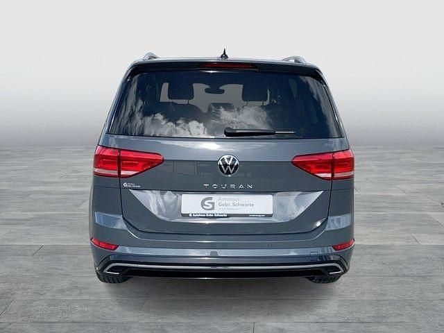 Gebraucht VW Touran Highline 150 PS (110 kW) 2022 Grau Van / Kleinbus