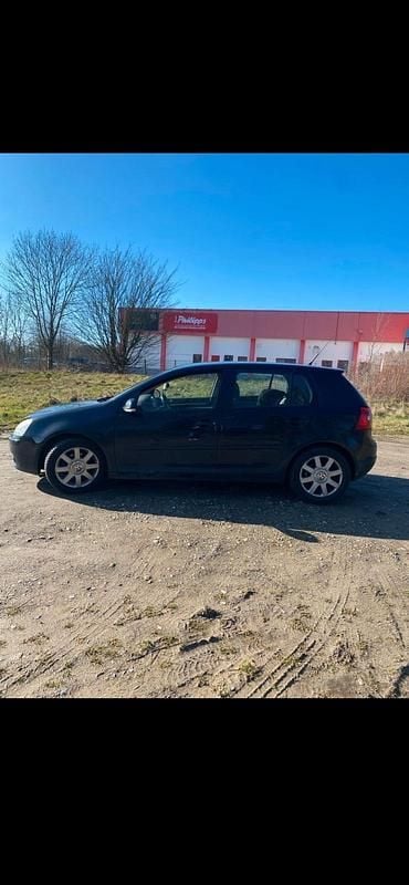 Gebraucht VW Golf V Edition 75 PS (55 kW) 2006 Schwarz Kleinwagen