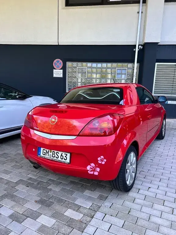 Gebraucht Opel Tigra 90 PS (66 kW) 2006 Rot Cabrio