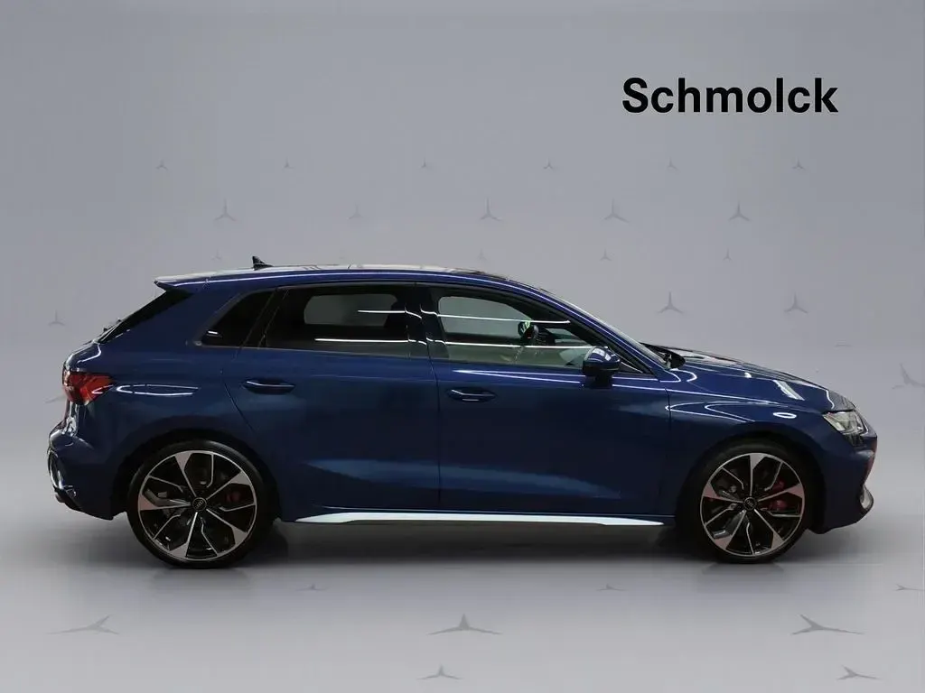 Gebraucht Audi S3 S-Line 333 PS (244 kW) 2024 Blau Limousine