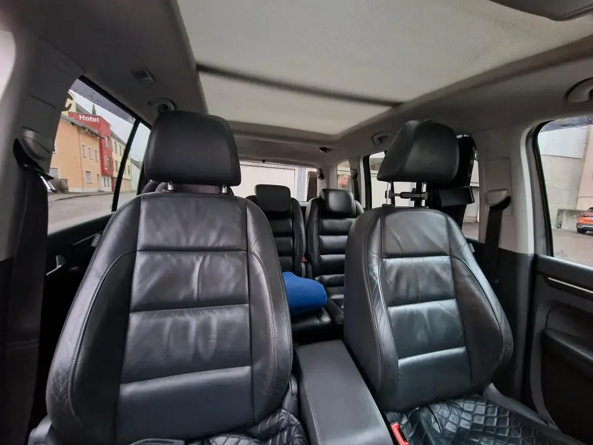 Gebraucht VW Touran 170 PS (125 kW) 2010 Grau Van / Kleinbus