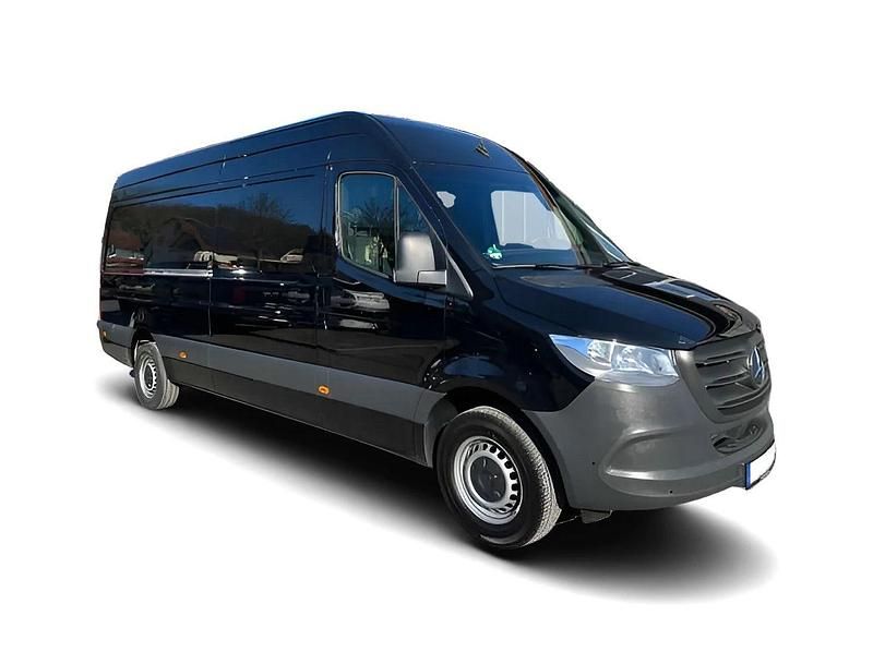 Schwarz Gebraucht 2023 Mercedes Sprinter Van | 52.418 € - Bild 1/4