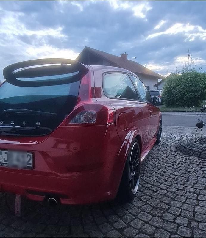 Gebraucht Volvo C30 150 PS (110 kW) 2011 Rot Kleinwagen