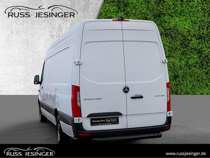 Gebraucht Mercedes Sprinter 170 PS (125 kW) 2024 Arktikweiß Van