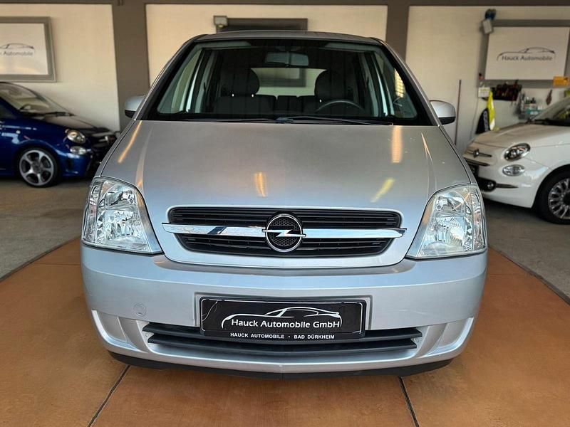Gebraucht Opel Meriva Cosmo 101 PS (74 kW) 2005 Silber Van / Kleinbus