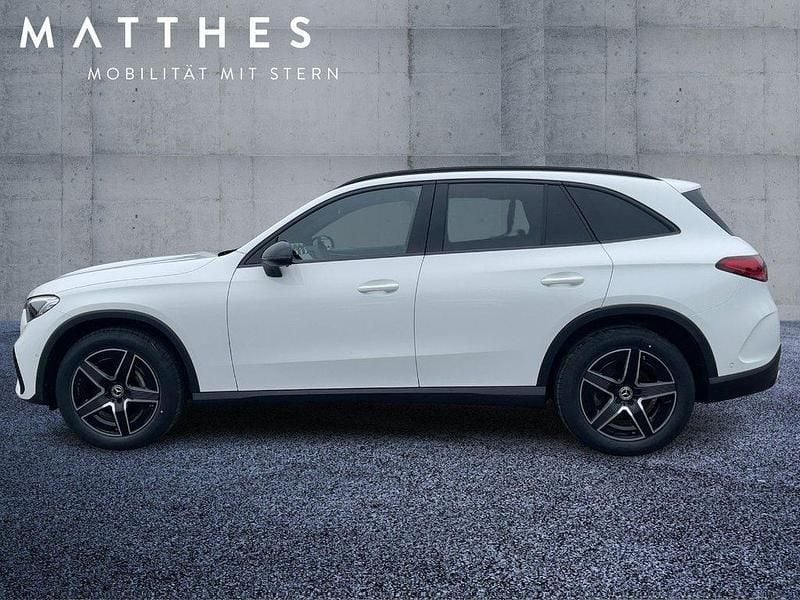 Gebraucht Mercedes GLC220 AMG 197 PS (144 kW) 2025 Weiß SUV