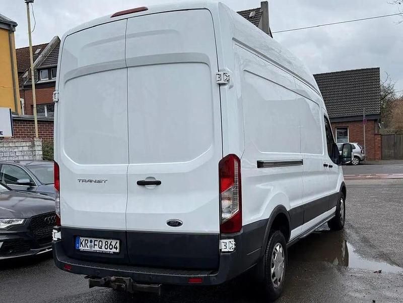 Gebraucht Ford Transit 170 PS (125 kW) 2018 Weiß Van / Kleinbus