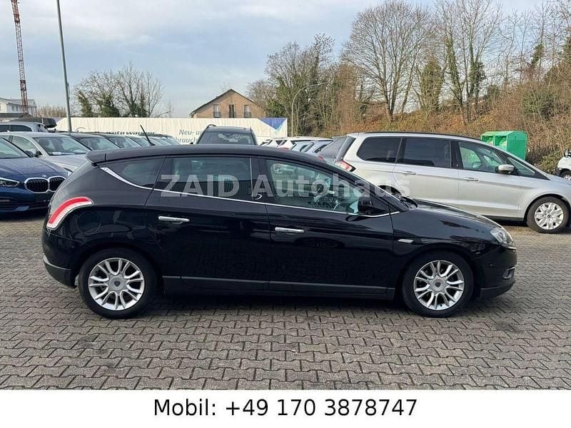 Gebraucht Lancia Delta 120 PS (88 kW) 2010 Schwarz Kleinwagen
