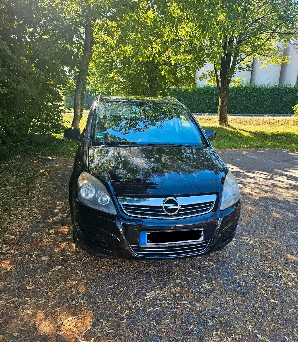 Gebraucht Opel Zafira 140 PS (102 kW) 2010 Schwarz Van / Kleinbus