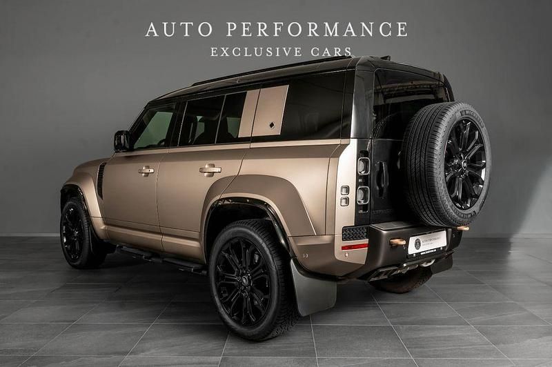 Gebraucht Land Rover Defender 635 PS (467 kW) 2025 Braun SUV