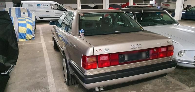 Gebraucht Audi V8 250 PS (183 kW) 1989 Beige Limousine