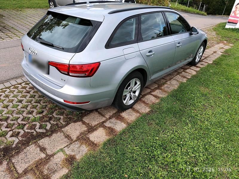 Gebraucht Audi A4 150 PS (110 kW) 2016 Silber Kombi