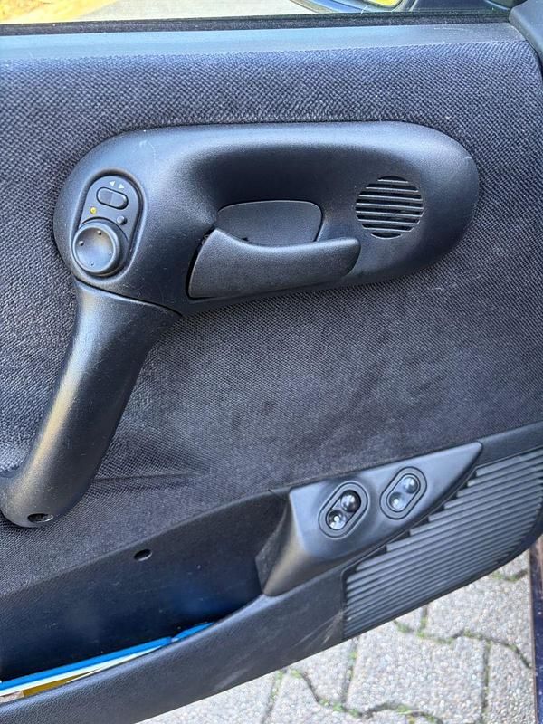 Gebraucht Opel Corsa Edition 90 PS (66 kW) 2000 Limousine