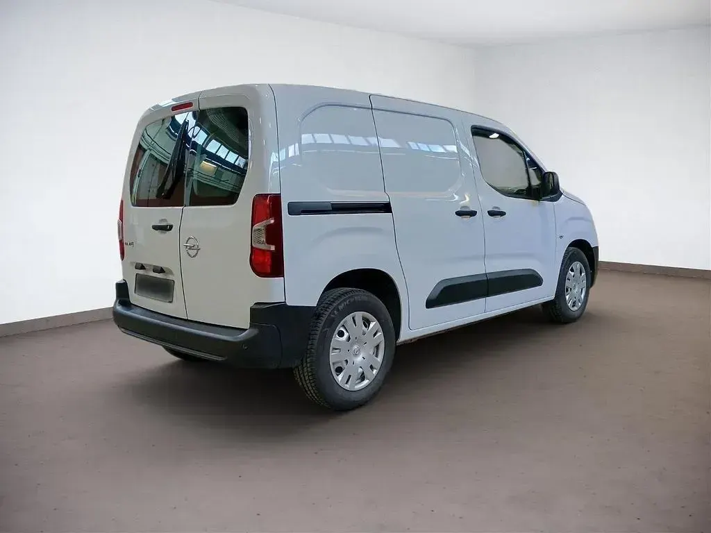 Gebraucht Opel Combo-e Life 100 kW (136 PS) 2024 Weiß Van / Kleinbus