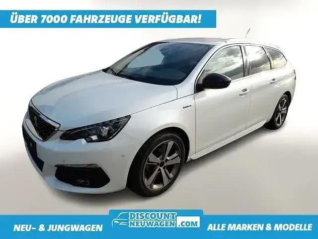 Perlmutt weiß Gebraucht 2018 Peugeot 308 Allure Kombi | 16.135 € (Teuer) - Bild 1/4