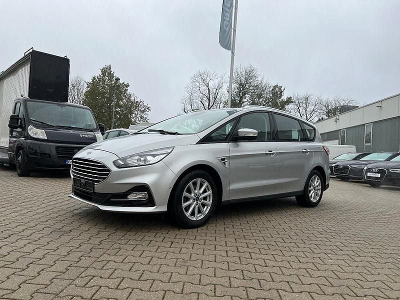 Silber Gebraucht 2020 Ford S-MAX Trend Van / Kleinbus | 18.990 € (Fairer Preis) - Bild 1/4