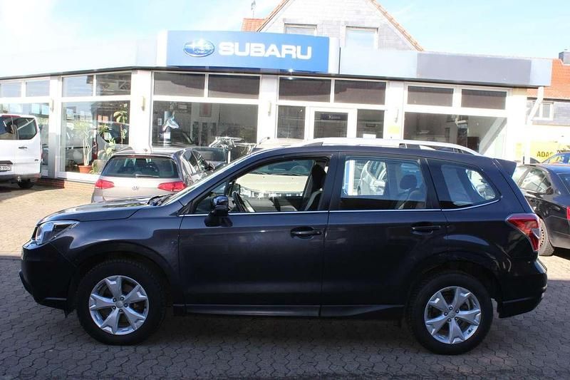Dark grey metallic Gebraucht 2016 Subaru Forester Exclusive+ SUV | 16.990 € (Fairer Preis) - Bild 1/4