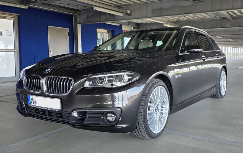 Braun Gebraucht 2013 BMW 530 Luxury Line Kombi | 19.200 € (Teuer) - Bild 1/4