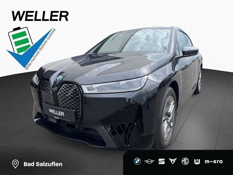 Sophistograu (grau) Gebraucht 2023 BMW iX Comfort Edition SUV | 51.980 € (Guter Preis) - Bild 1/3