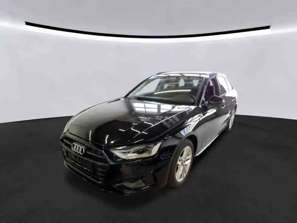 Gebraucht Audi A4 204 PS (150 kW) 2023 Schwarz Kombi