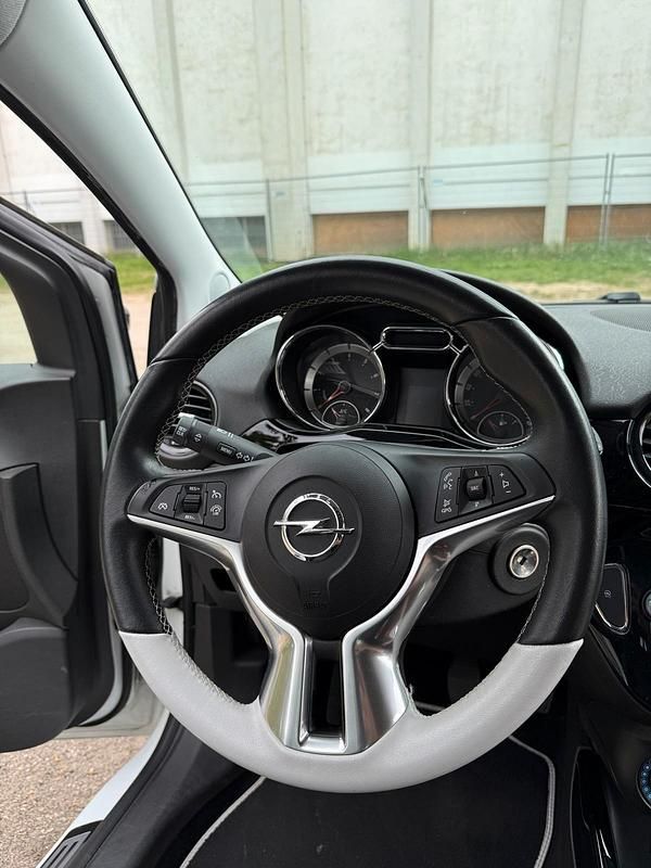 Gebraucht Opel Adam Jam 69 PS (50 kW) 2014 Weiß Kleinwagen