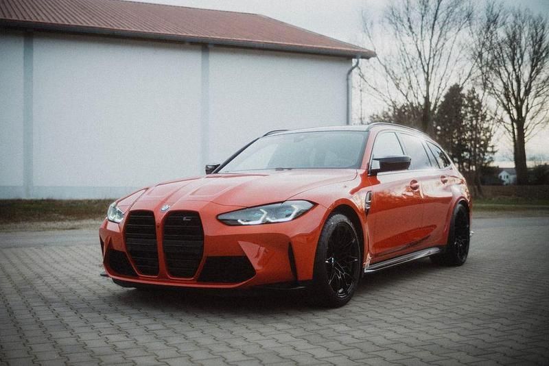 Używany BMW M3 Performance 510 KM (375 kW) 2023 Czerwony Kombi