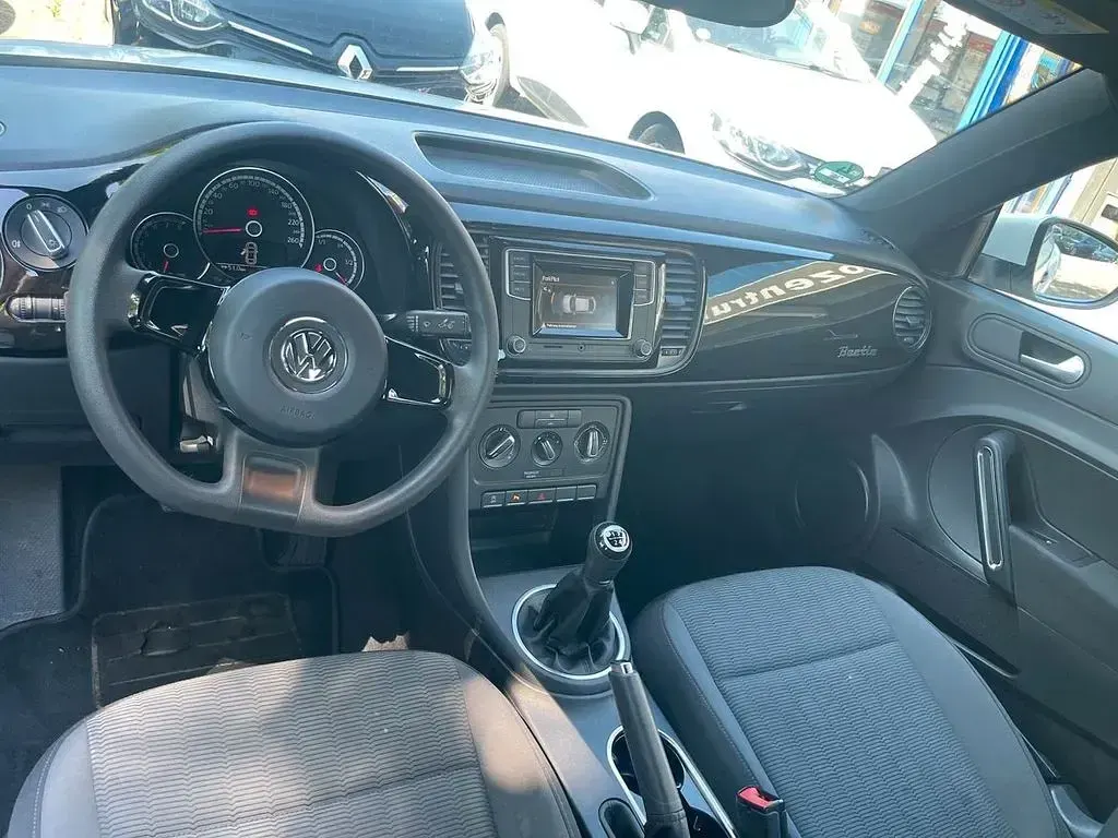 Gebraucht VW Beetle Allstar 105 PS (77 kW) 2016 Weiß Kleinwagen
