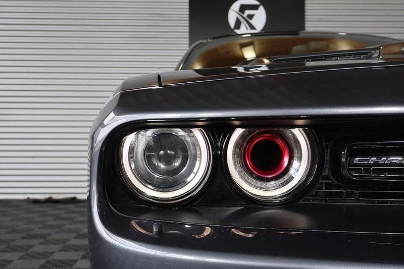 Gebraucht Dodge Challenger SXT 309 PS (227 kW) 2016 Grau Coupé