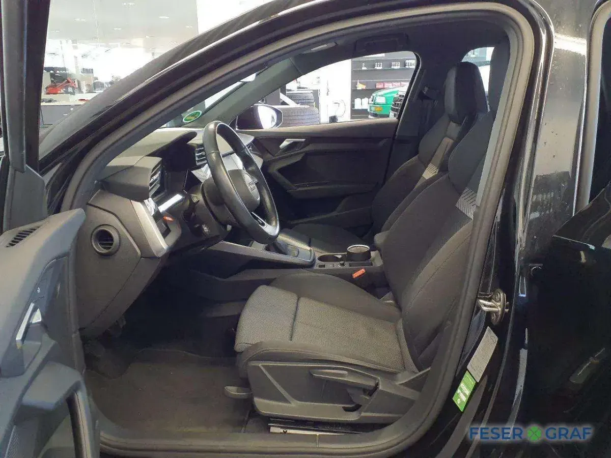 Brugt Audi A3 S-Line 116 HK (85 kW) 2024 Sort Sedan