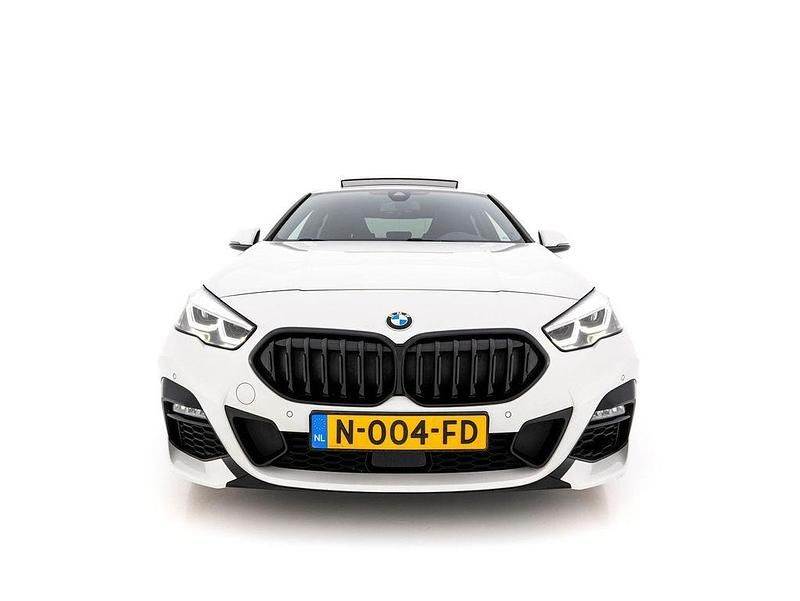 Gebraucht BMW 220 Performance 179 PS (131 kW) 2021 Weiß Coupé