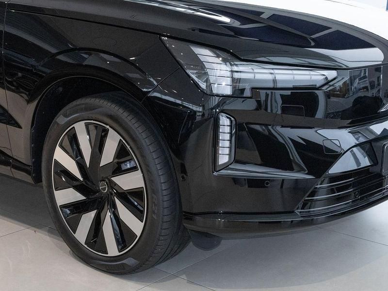 Neu Volvo EX90 Performance 380 kW (517 PS) 2025 Schwarz SUV