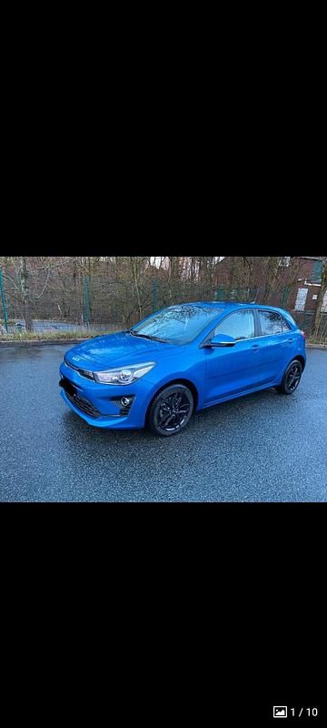 Gebraucht Kia Rio Spirit 101 PS (74 kW) 2022 Blau Kleinwagen