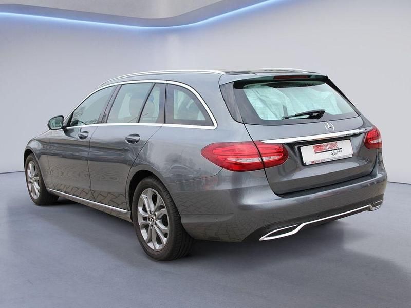 Second-hand Mercedes C220 Avantgarde 170 CP (125 kW) 2017 Gri Berlinǎ