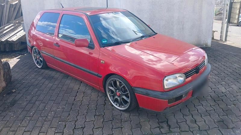 Gebraucht VW Golf III 60 PS (44 kW) 1996 Rot Kleinwagen