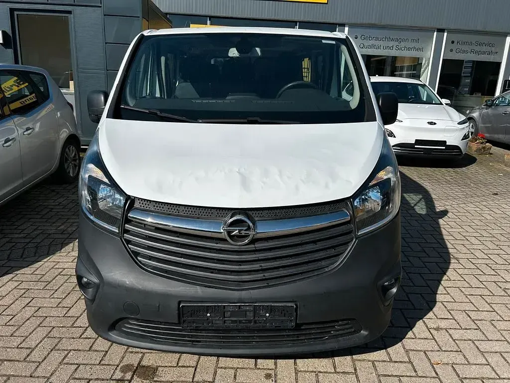 Gebraucht Opel Vivaro 125 PS (91 kW) 2017 Weiß Van / Kleinbus
