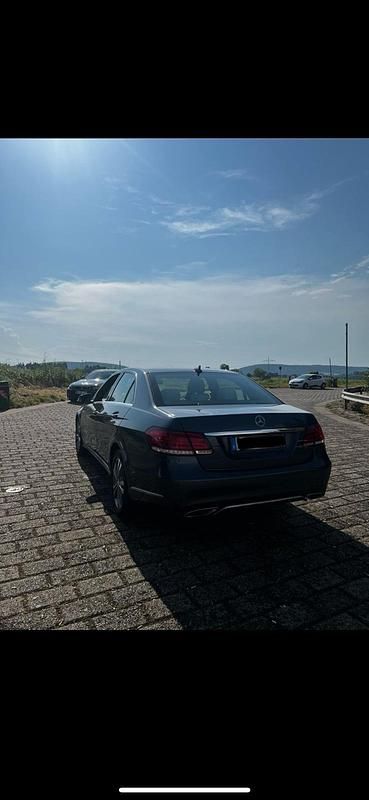 Gebraucht Mercedes E350 258 PS (189 kW) 2015 Limousine