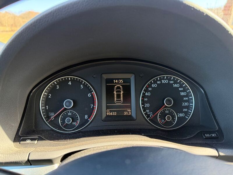 Gebraucht VW Eos Sport 160 PS (117 kW) 2010 Blau Cabrio