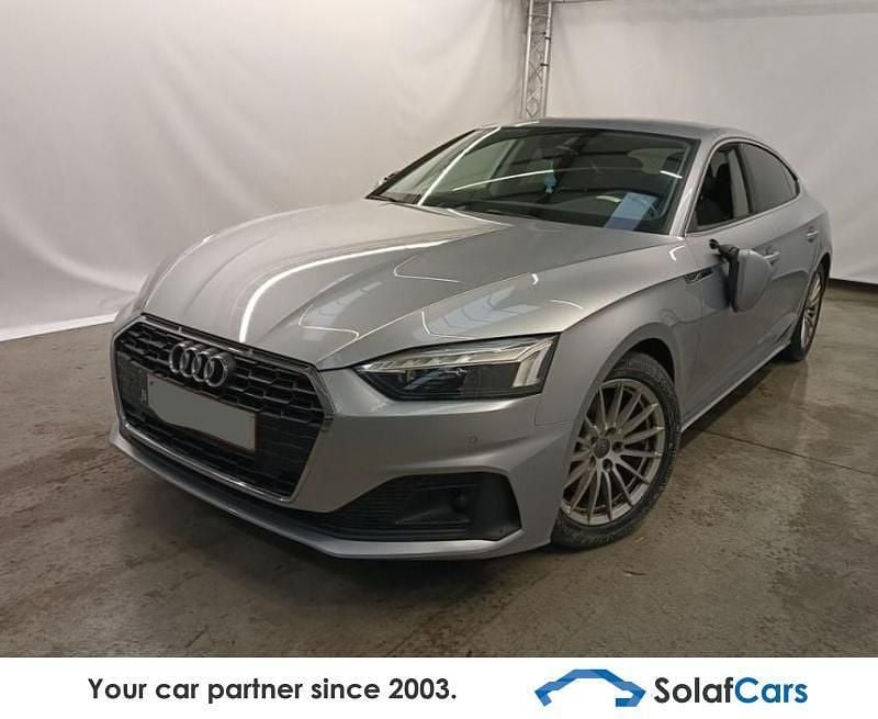 Silber Gebraucht 2020 Audi A5 Sportback Sport Kleinwagen | 22.506 € (Superpreis) - Bild 1/4