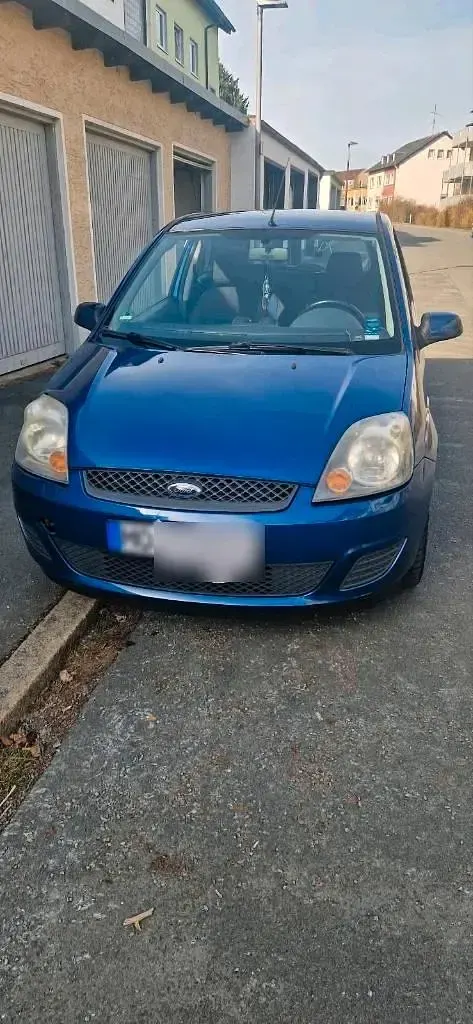Gebraucht Ford Fiesta 54 PS (39 kW) 2008 Blau Kleinwagen