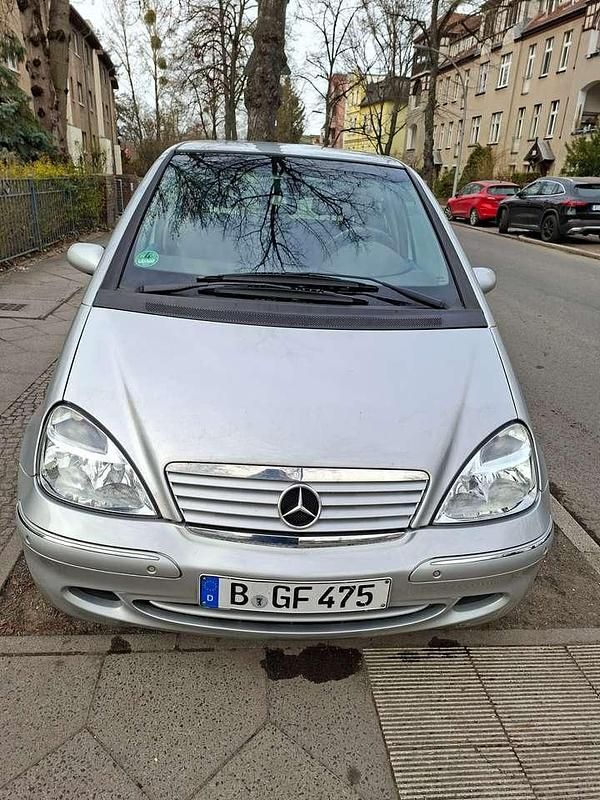 Gebraucht Mercedes A160 Elegance 102 PS (75 kW) 2002 Silber Limousine