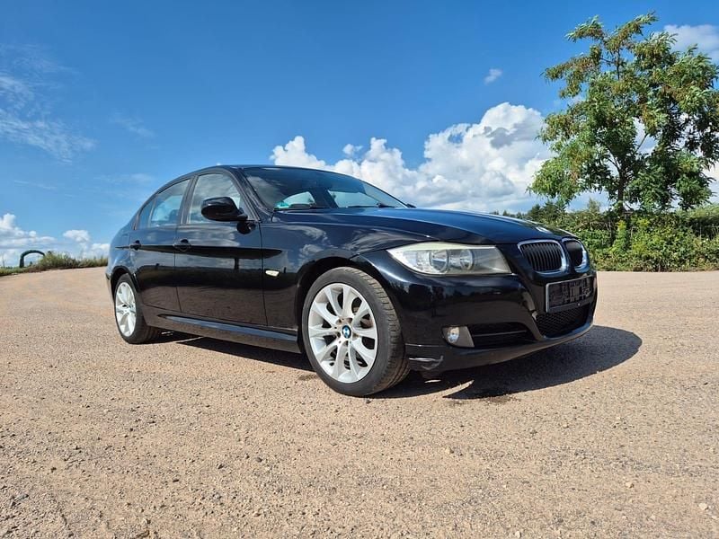 Schwarz Gebraucht 2008 BMW 318 Limousine | 5.000 € (Teuer) - Bild 1/4