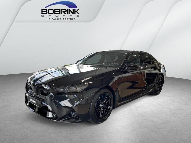 Schwarz Neu 2025 BMW M5 Performance Limousine | 141.900 € (Fairer Preis) - Bild 1/4