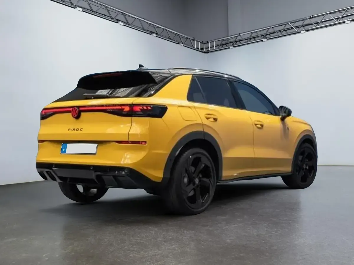 Neu VW T-Roc Life 116 PS (85 kW) 2026 Waehlbar SUV