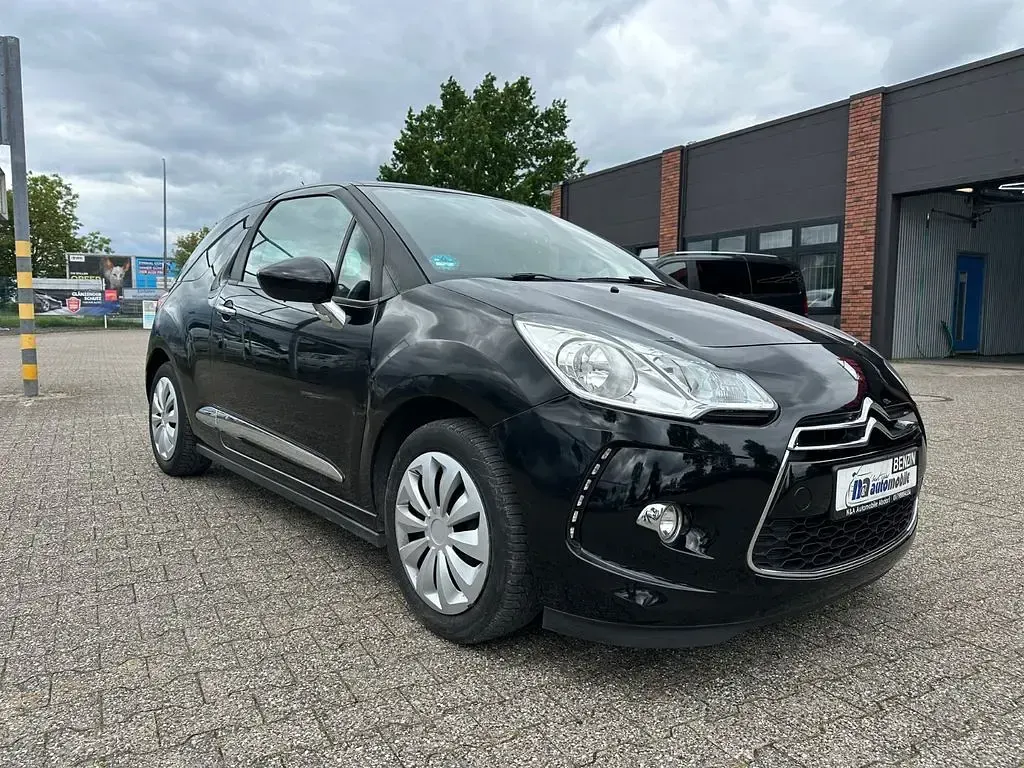 Gebraucht Citroën DS3 So Chic 120 PS (88 kW) 2013 Schwarz Limousine