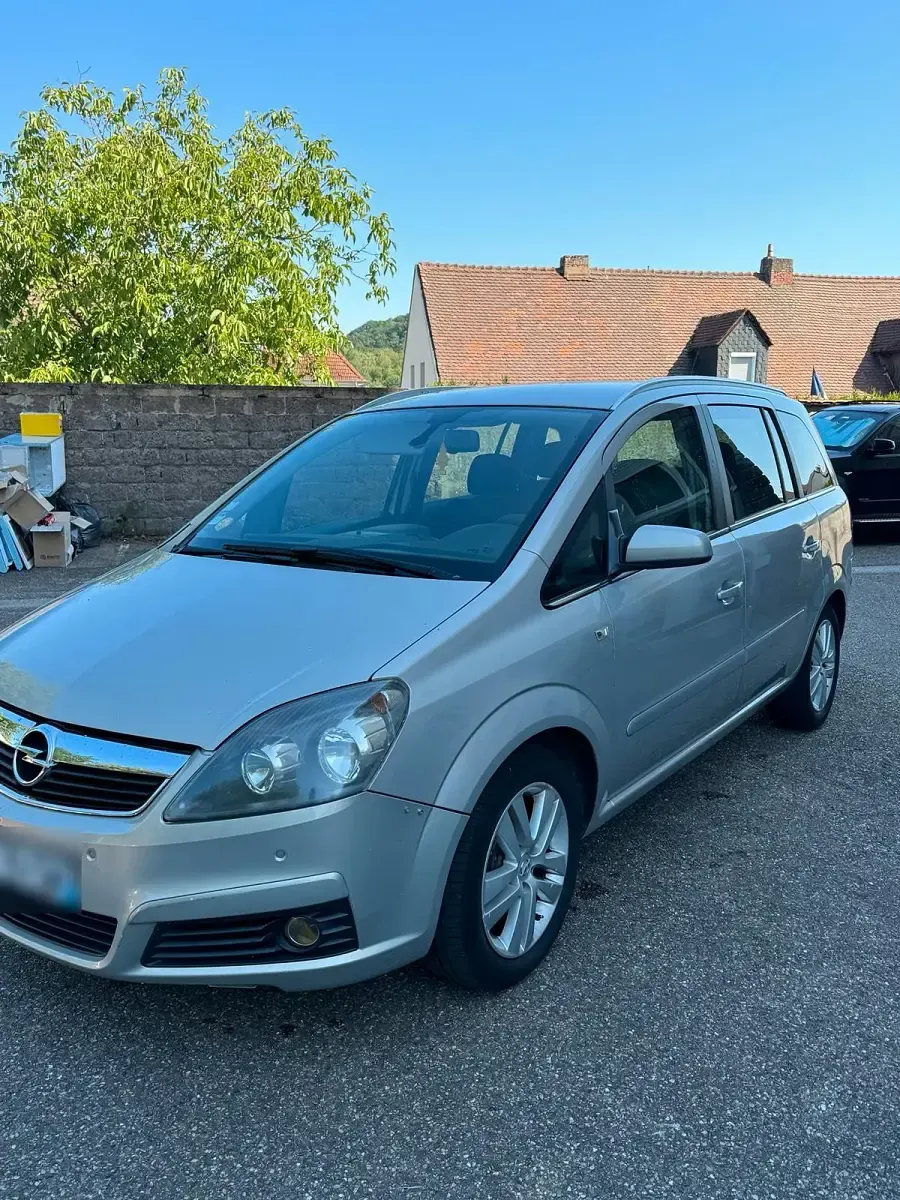 Gebraucht Opel Zafira 120 PS (88 kW) 2007 Beige Van / Kleinbus
