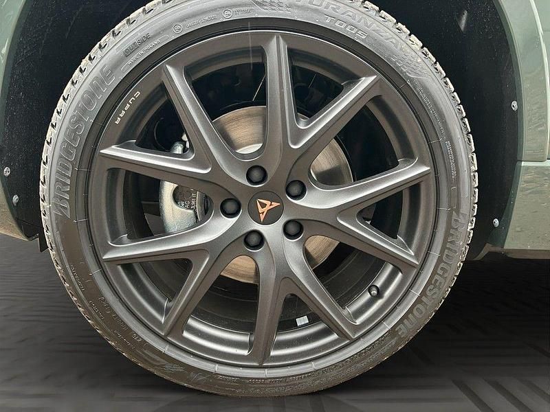 Neu Cupra Ateca 190 PS (139 kW) 2026 Grün SUV